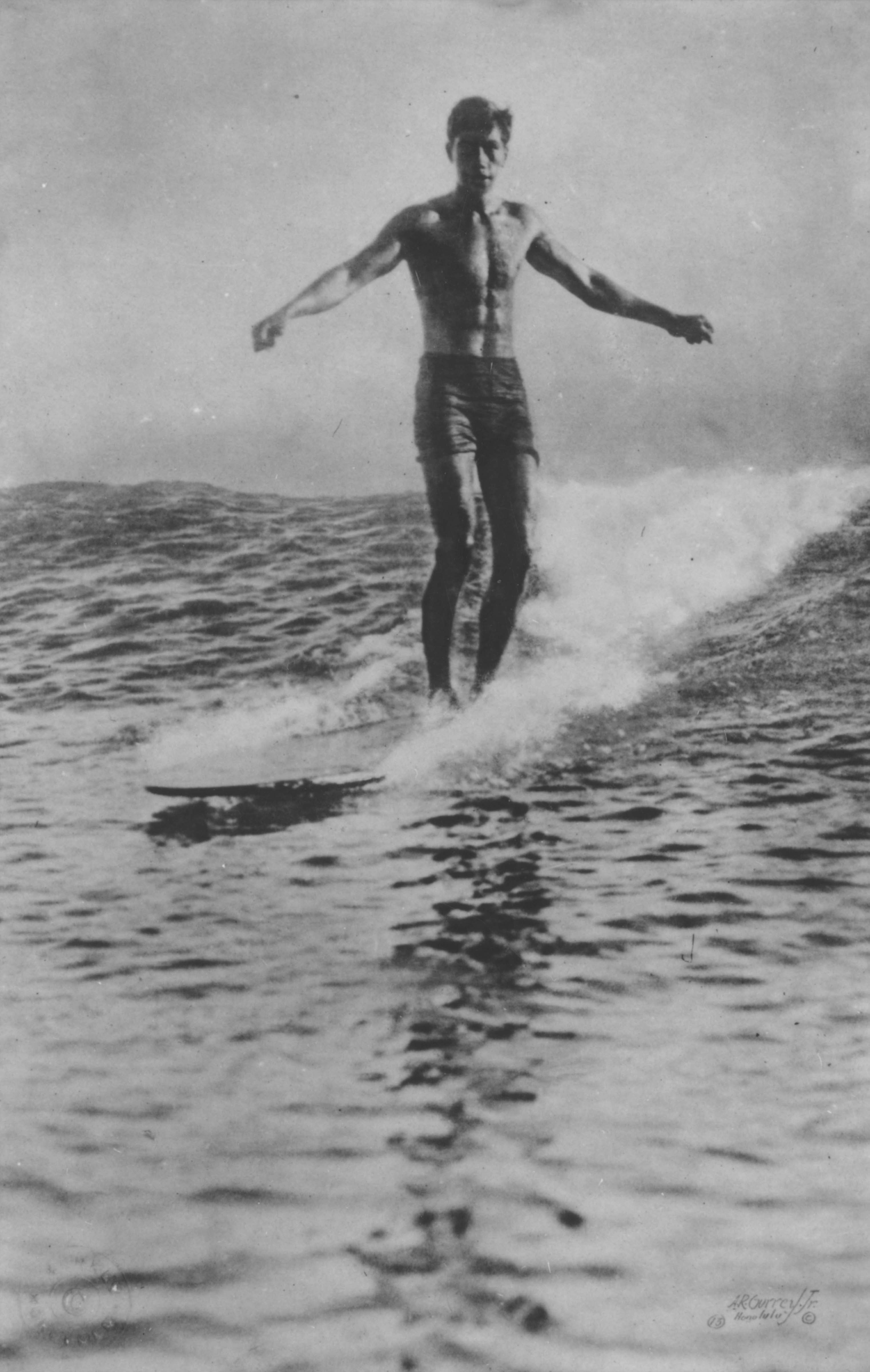 [Duke Kahanamoku surfing] Hawaiʻi, ca. 1910. Photo by Alfred R. Gurrey Jr.