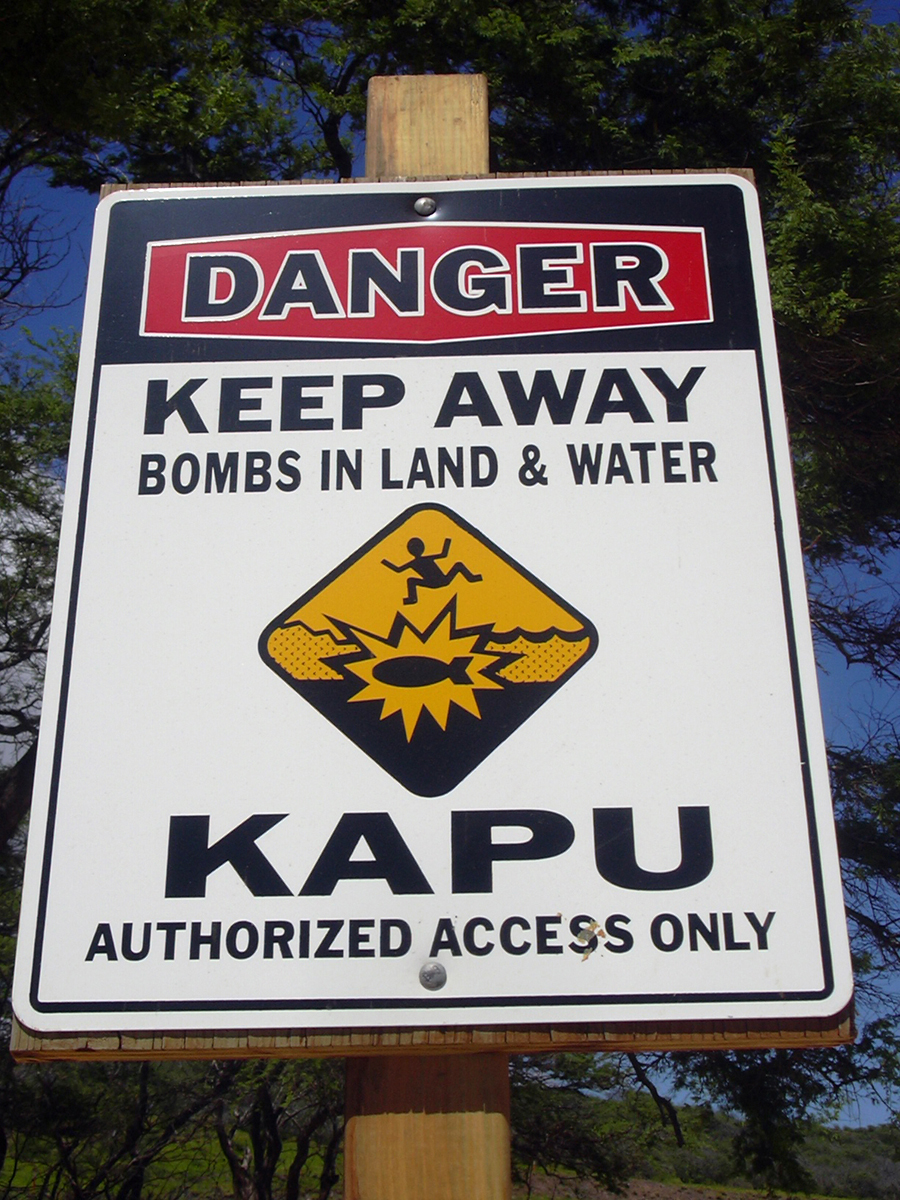 [Kapu danger sign] Photo by Forest & Kim Starr.
