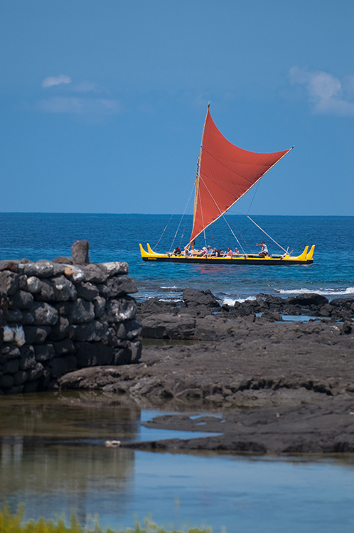 [Makaliʻi] Near Hāpaialiʻi Heiau. Photo by Ruben Carillo.